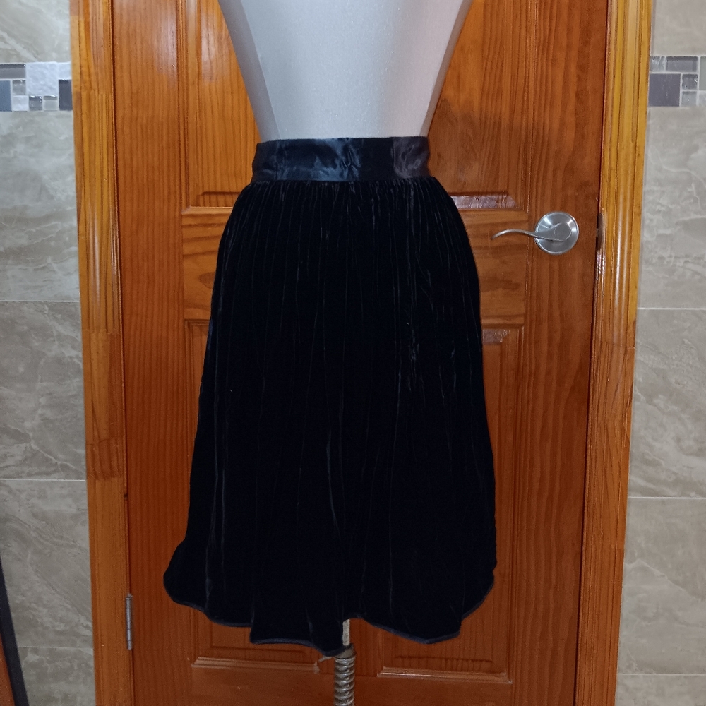 Isabel Toledo Black Velvet Skirt Size S
